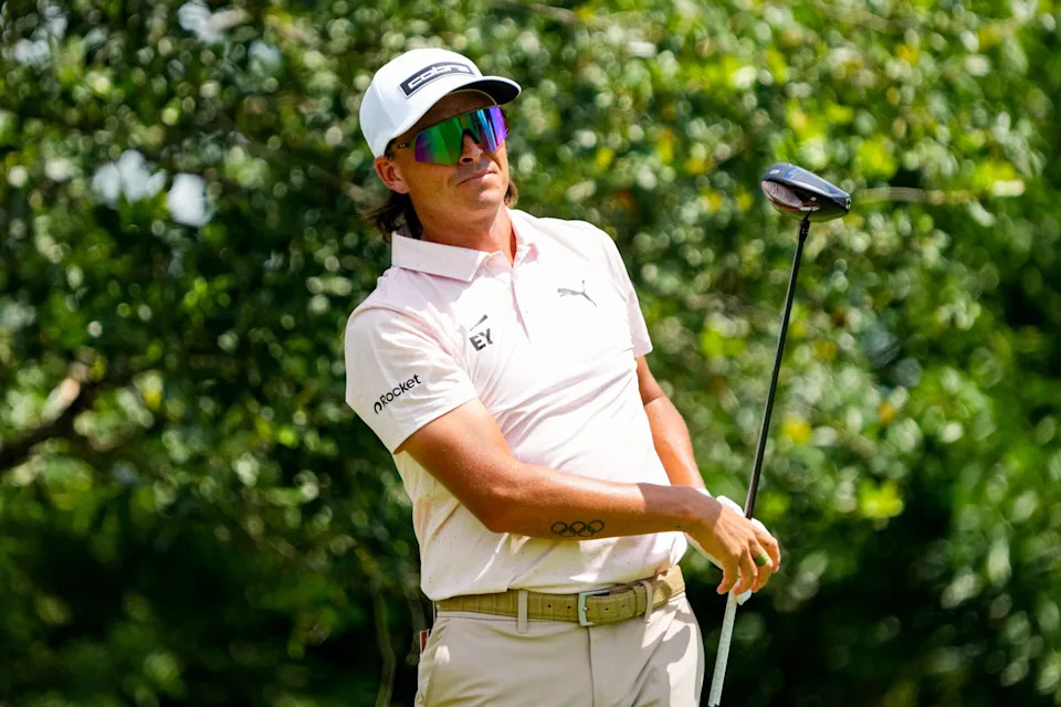 Rickie Fowler watches his shot from the ninth tee during the second round of the 2026 Charles Schwab Challenge at Colonial Country Club.