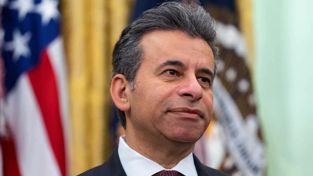 Dr. Marty Makary is out as FDA commissioner
