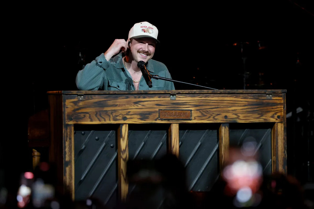 Morgan Wallen Does His Best Angry Billy Joel, Flips Over Piano