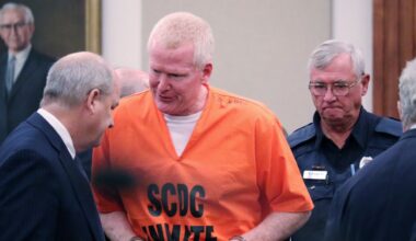 Disbarred attorney Alex Murdaugh arrives in court in Beaufort, S.C. Thursday, Sept. 14, 2023. (AP Photo/James Pollard, File)