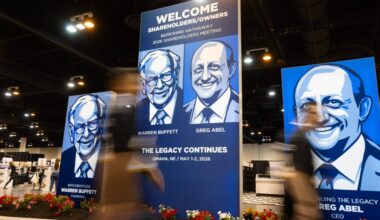 Berkshire triples Alphabet stake and buys Delta stock while dumping Amazon