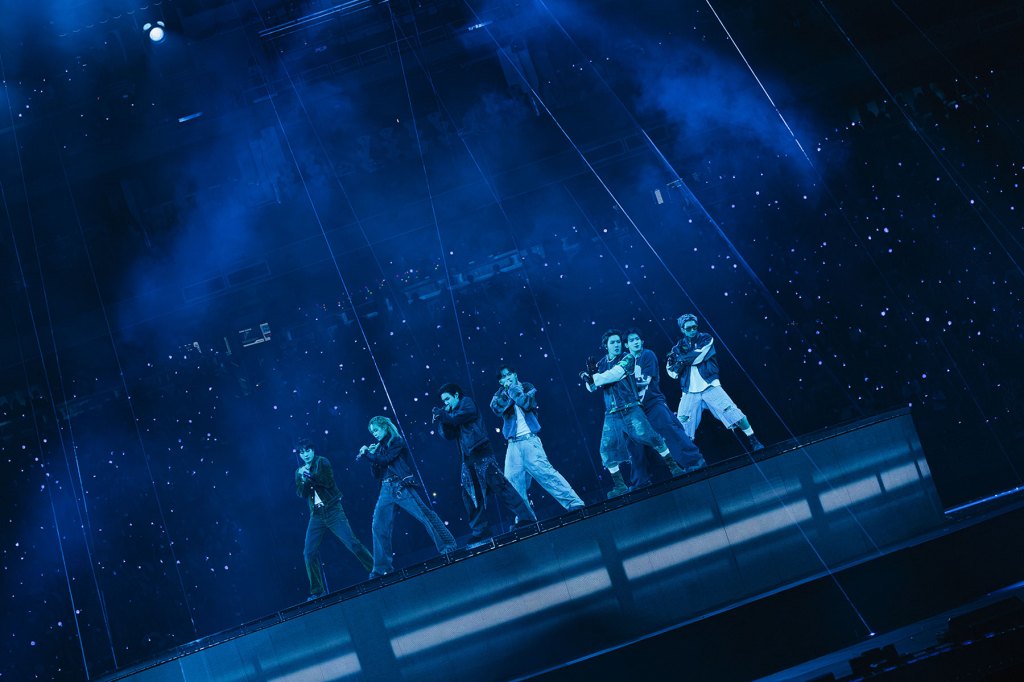 BTS Gives the AMAs an Unforgettable Start With ‘Hooligan’ Performance