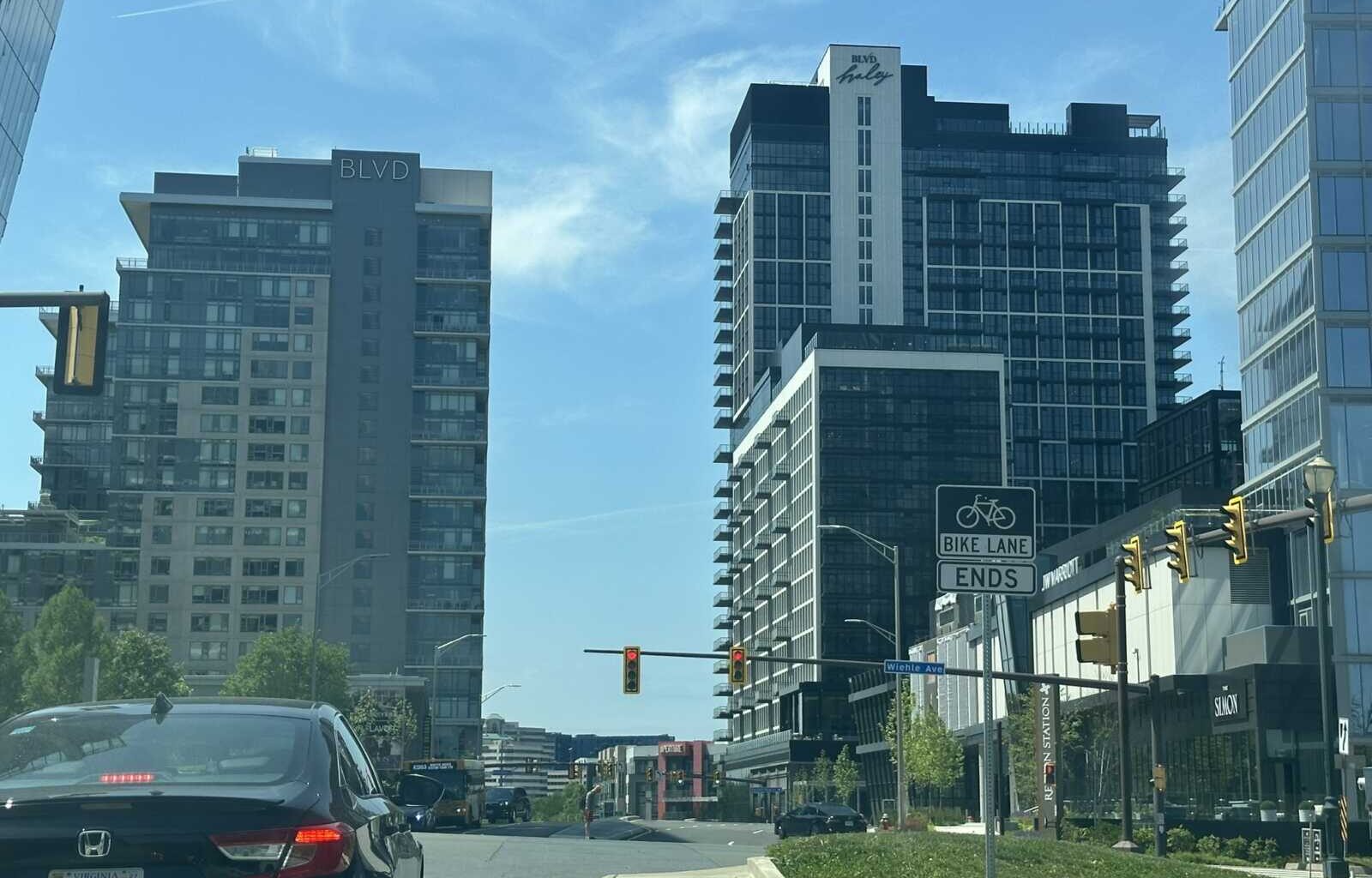 Indoor golf simulator concept lines up Reston Station location