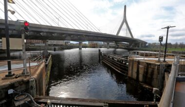State, feds reviewing Charles River sewage plan