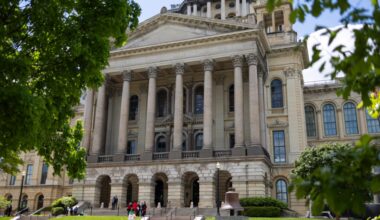 Opinion: Illinois should expand pension buyout program