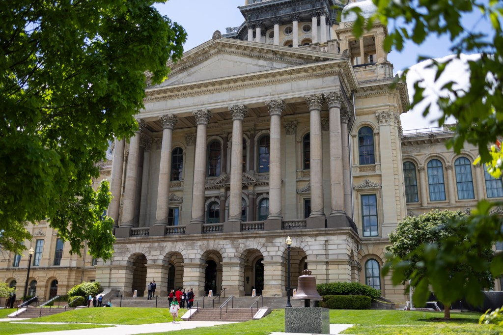Opinion: Illinois should expand pension buyout program