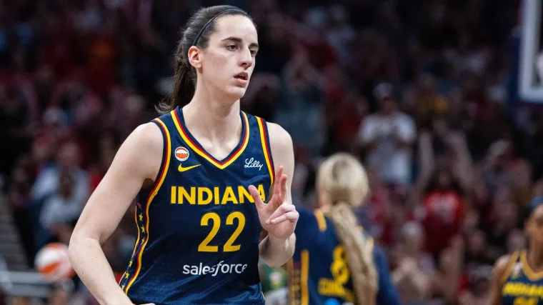 Caitlin Clark’s surprising placement in new WNBA stat sparks major debate image