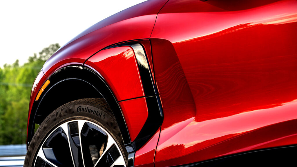  More Than Half Of US Car Buyers Are Underwater, Top Lender  Isn’t Worried