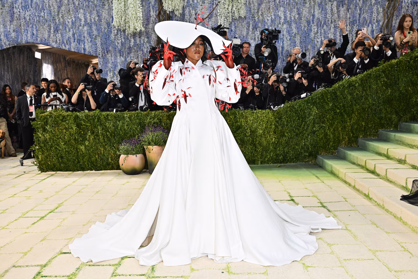 Met Gala 2026 live updates: Celebs hit the red carpet while protesters gather - The Washington Post