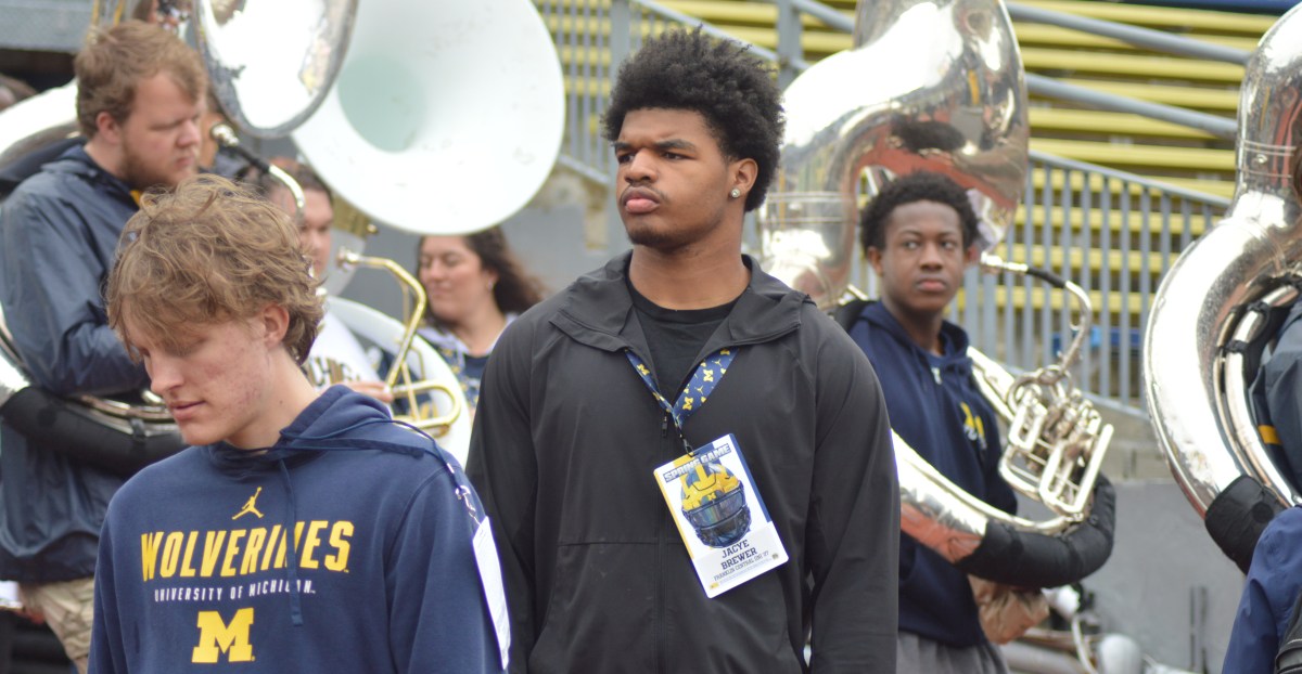 Michigan Football lands commitment from 4-star Midwest edge rusher
