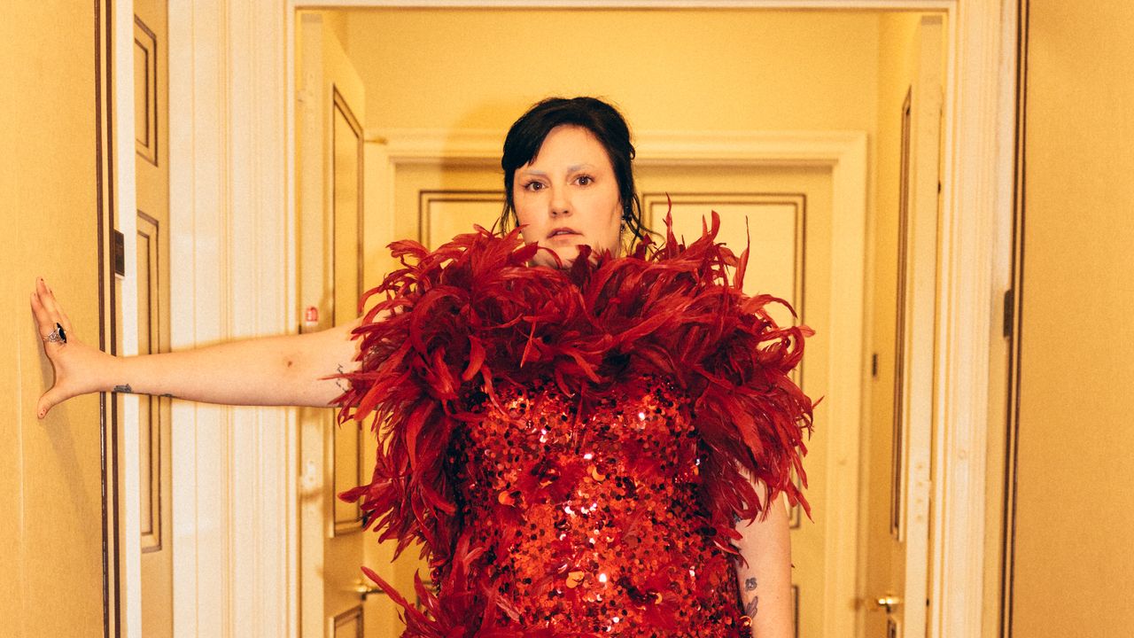 “You’re in Your Body. You Can Do This”—Lena Dunham on Returning to the Met Gala After 7 Years