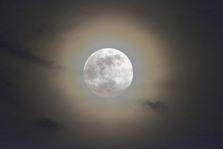 Eyes to the Skies for May: Summer constellations visible as full flower moon takes over the sky