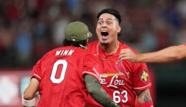 Pozo’s hit in 11th lifts Cardinals over Royals, setting off celebration among shirtless fans