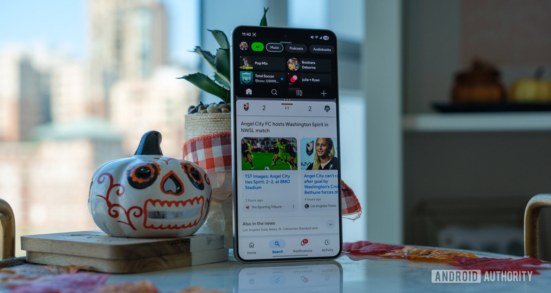 Galaxy S25 Edge One UI 8 split screen