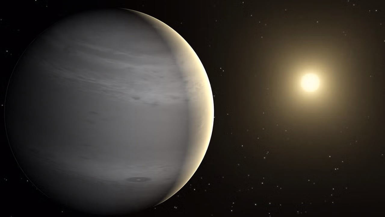 Gas Giant Exoplanet TOI 4465 B Orbiting Distant Star