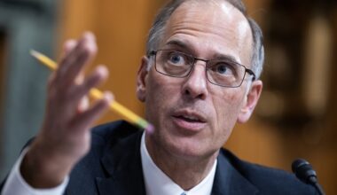 When the U.S. economy gets turbulent, Mark Zandi is the economic forecaster that policymakers, investors and reporters often turn to first. 