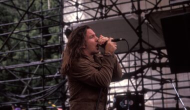 Musician Eddie Vedder of Pearl Jam performs at Lollapalooza 2 Music Festival on August 12, 1992 at Waterloo Village in Stanhope, New Jersey. (Photo by Ron Galella, Ltd./Ron Galella Collection via Getty Images)