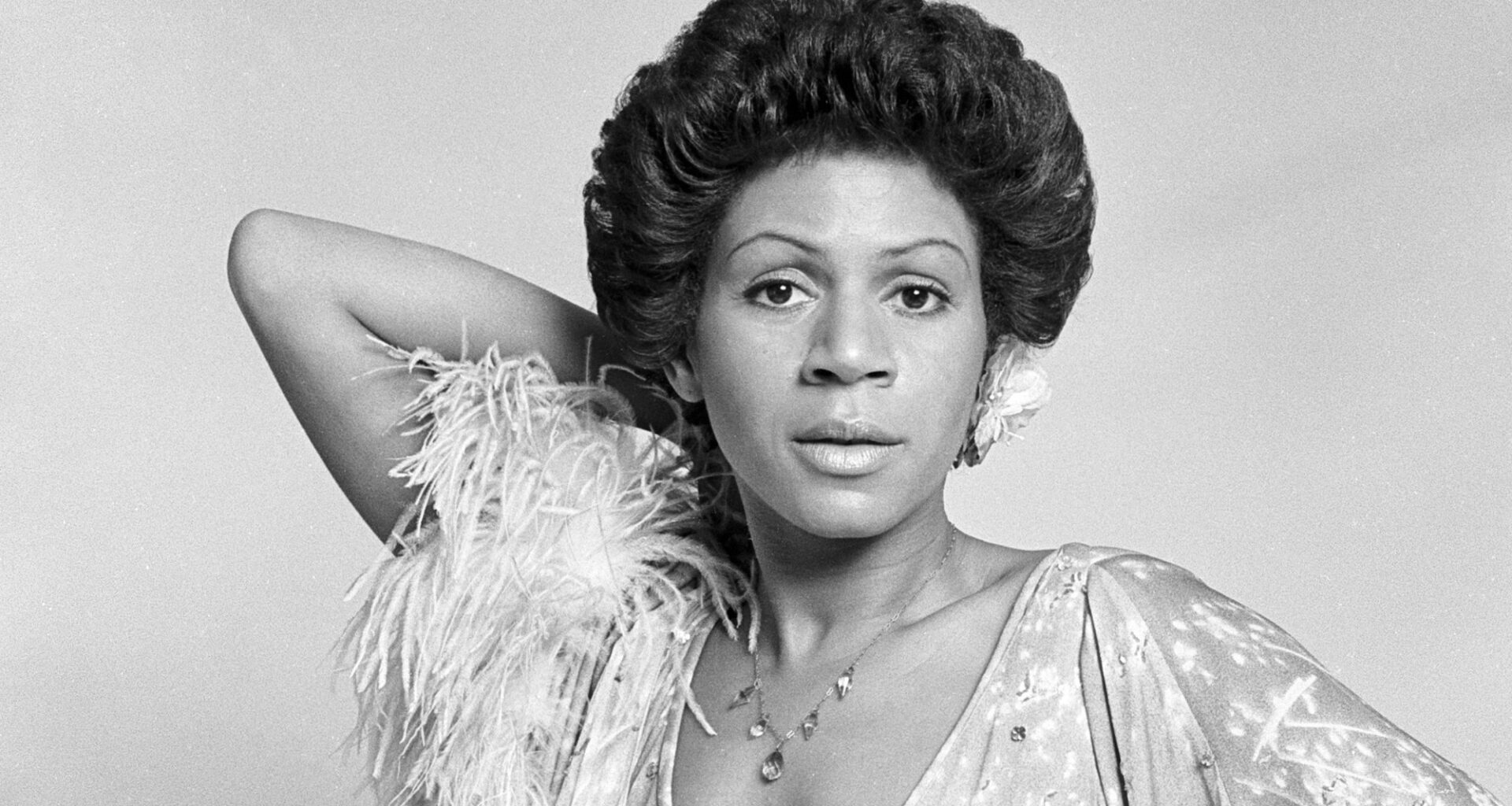 3 One-Hit Wonders That Changed the Way We Hear Love Songs