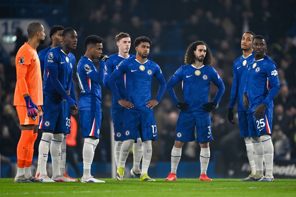 Chelsea star told to leave immediately over Champions League failure 'amid Barcelona interest' - London Evening Standard