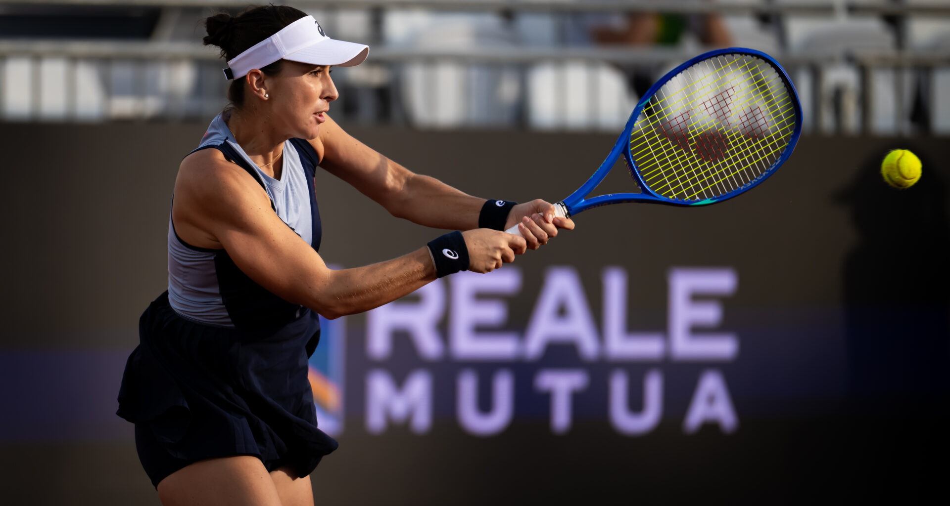 Bencic wins 20 of last 22 points against Andreescu, moves into Rome third round