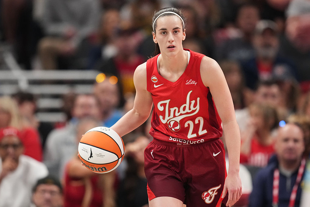 INDIANAPOLIS, IN - MAY 9: Caitlin Clark #22 of the Indiana Fever dribbles the ball during the game against the Dallas Wings on May 9, 2026 at the Gainbridge Fieldhouse inIndianapolis, Indiana. NOTE TO USER: User expressly acknowledges and agrees that, by downloading and or using this Photograph, user is consenting to the terms and conditions of the Getty Images License Agreement. Mandatory Copyright Notice: Copyright 2026 NBAE (Photo by Jeff Dean/NBAE via Getty Images)