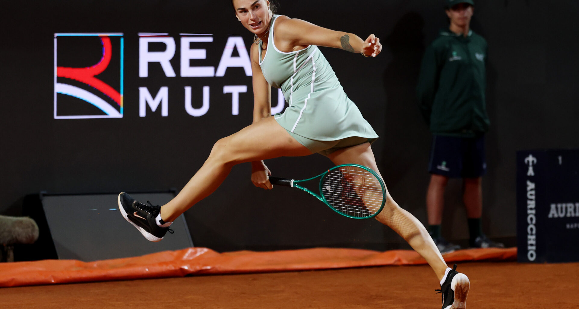 Sabalenka converts the 'tweener, but Krejcikova finishes in style
