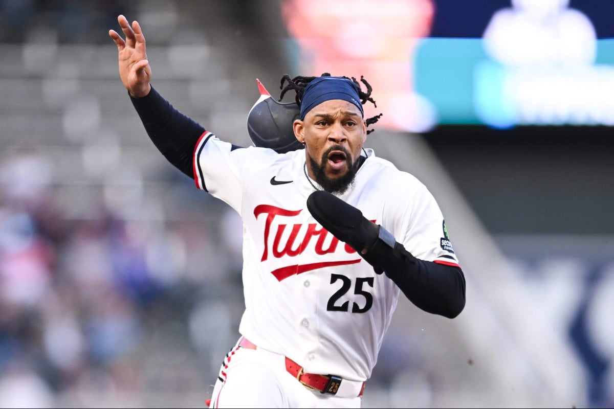 Byron Buxton to sit for third straight game with sore right hip muscle