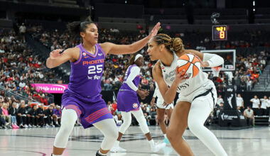 Alyssa Thomas leads the way in Mercury's season-opening win over Aces