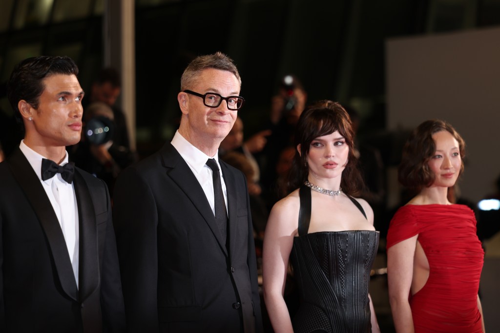 Nicolas Winding Refn's 'Her Private Hell' Gets 12-Minute Ovation In Cannes