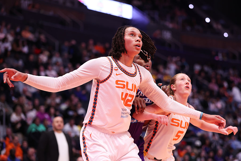 HARTFORD, CT - MAY 30: Brittney Griner #42 of the Connecticut Sun plays defense during the game against the Los Angeles Sparks on May 30, 2026 at PeoplesBank Arena in Hartford, Connecticut. NOTE TO USER: User expressly acknowledges and agrees that, by downloading and or using this photograph, User is consenting to the terms and conditions of the Getty Images License Agreement. Mandatory Copyright Notice: Copyright 2026 NBAE (Photo by Chris Marion/NBAE via Getty Images)
