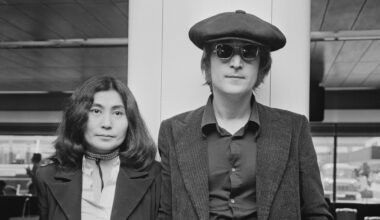 4 Nostalgic Songs That Instantly Bring Back the 1970s for Baby Boomers
