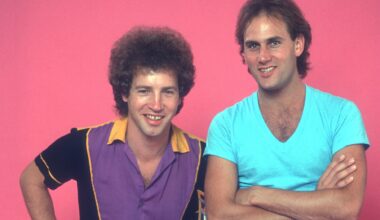 3 One-Hit Wonders From 1981 With Melodies That Still Echo Decades Later