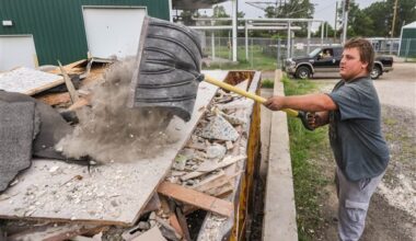 Hoffman landfill hosts free disposal day for Lucas County residents