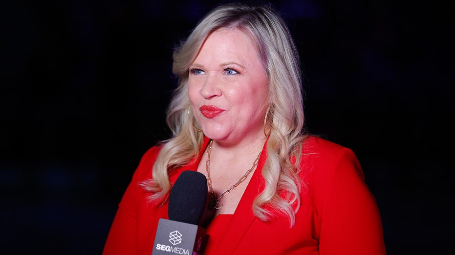 ESPN’s Holly Rowe claims I’m ‘bullying women’ due to Angel Reese criticism | Jon Root
