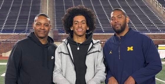 Michigan Football stays hot, lands commitment from four-star CB recruit