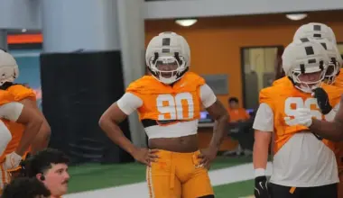 Chaz Coleman tennessee football