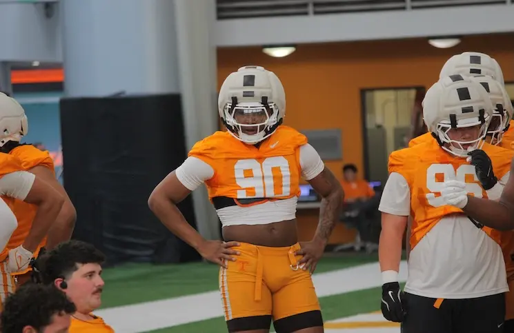 Chaz Coleman tennessee football