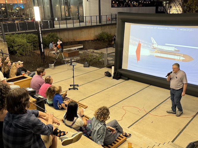 lecture in a bar of astronomy