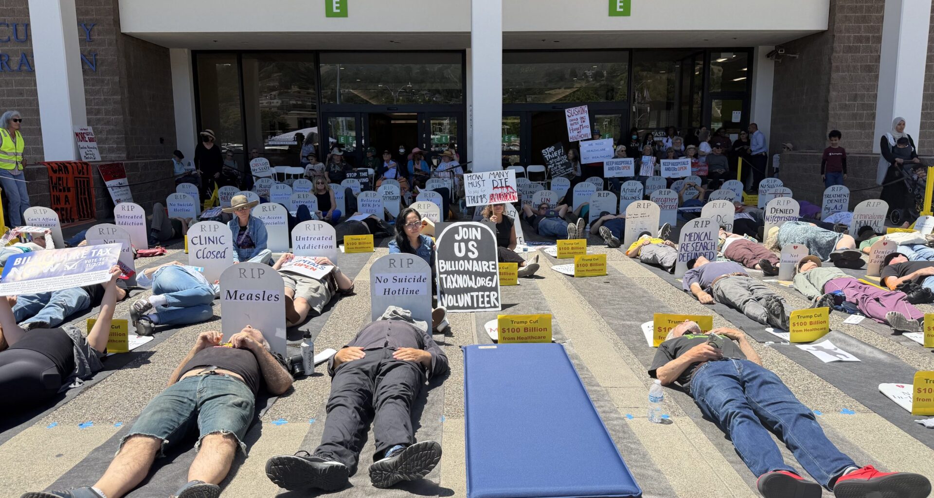 At a ‘die-in’ in East Oakland, protesters slam Trump healthcare cuts