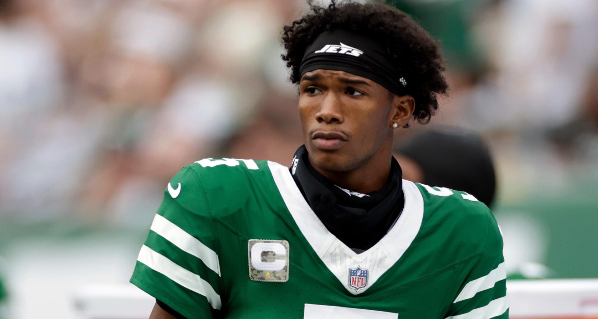 Jets' Garrett Wilson Reacts to Knicks' Staggering NBA Finals Ticket Prices in Trending Video