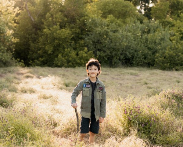 Youth nature lover in Jr. Ranger contest