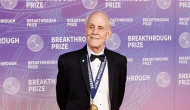 David Gross, Nobel Prize winner in physics: Humanity’s chances of surviving for another 50 years are “very small”