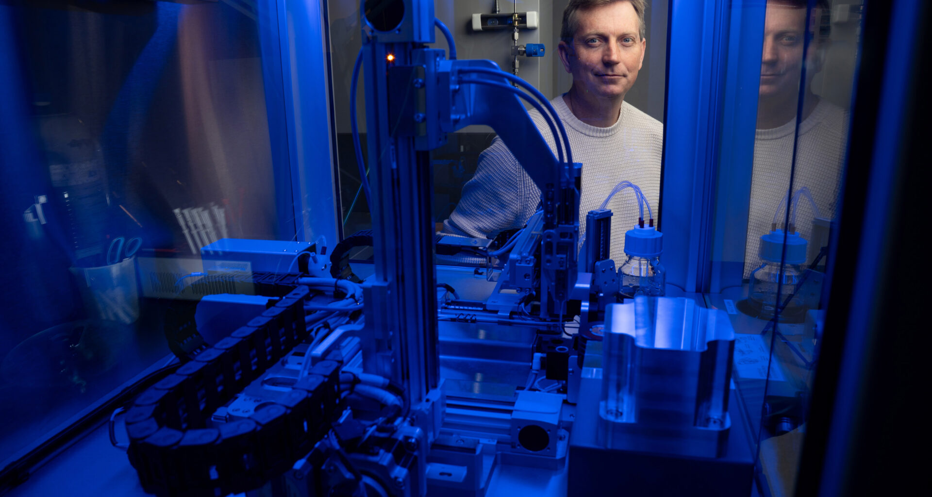 Biologist Joey Davis explores how cells build complex structures | MIT News