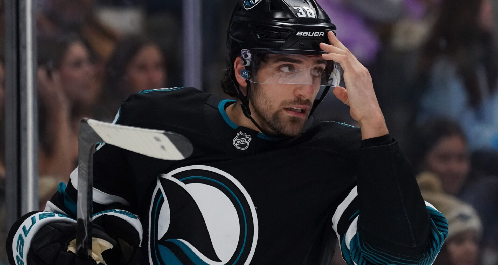 Possible Rangers free agent target 'likely going to market,' not re-signing with Sharks