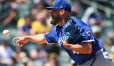 Kurtz draws walk for 19th game in row, A’s beat Royals