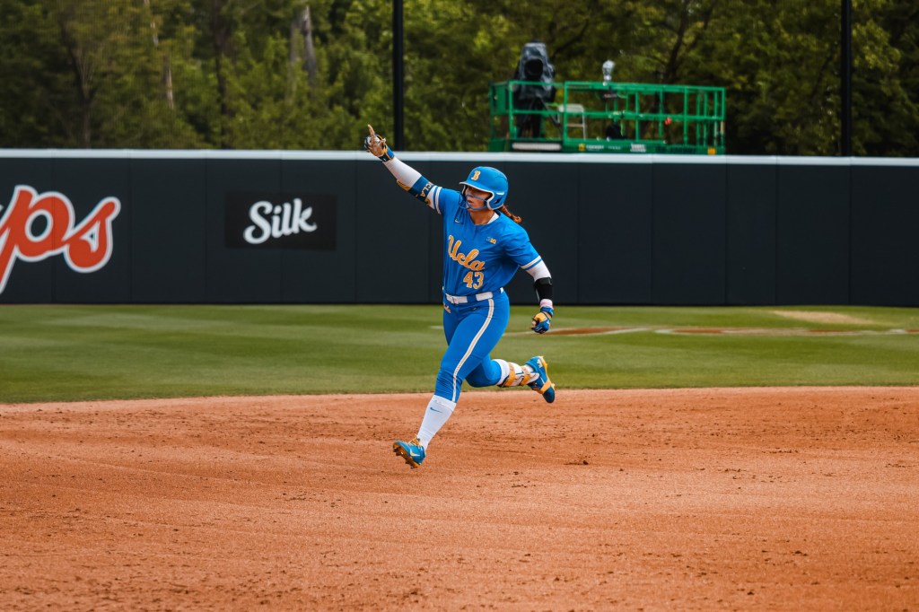 UCLA’s Megan Grant breaks NCAA HR record as Bruins lose Big Ten title game – Daily News