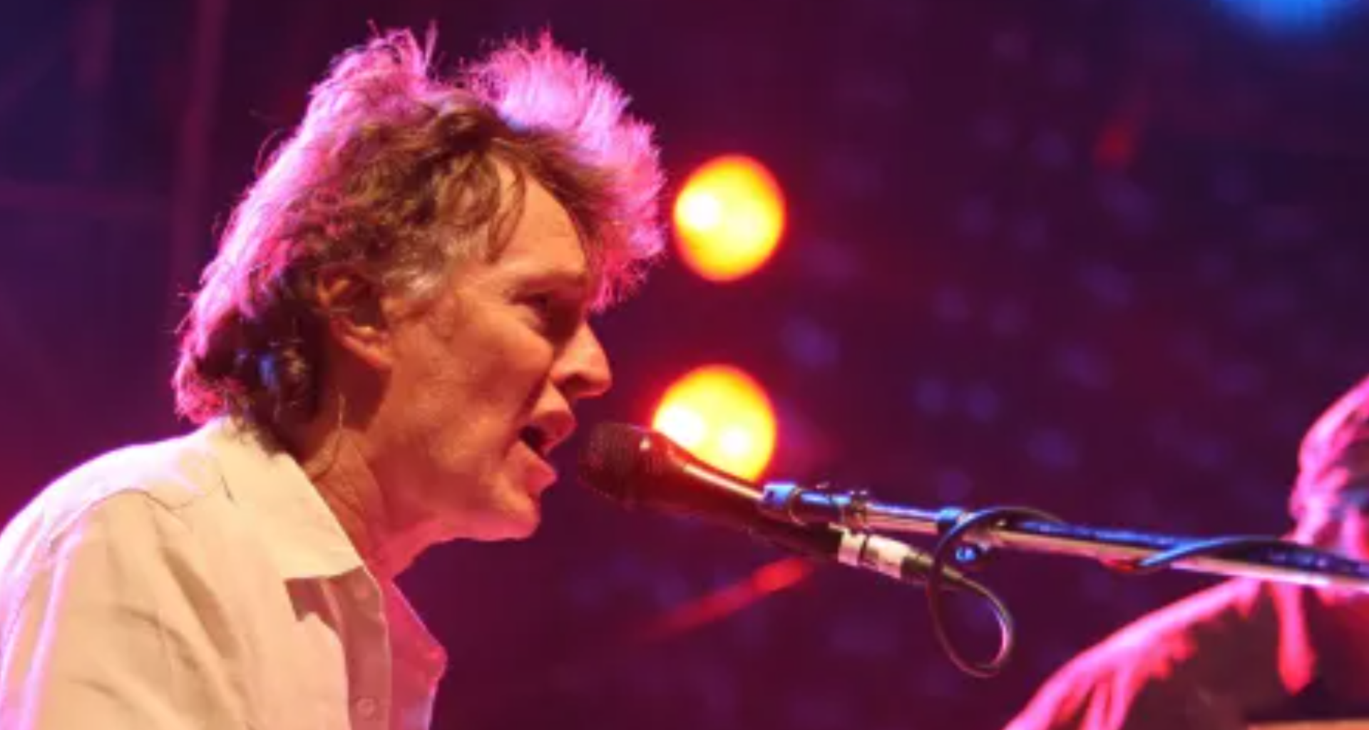 4 Songs From the 80s That You Probably Forgot About (But Still Know Every Word To)