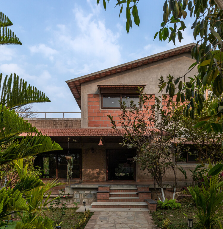 Svatman Farmhouse / HabitArt Architecture Studio - Exterior Photography, Brick, Garden