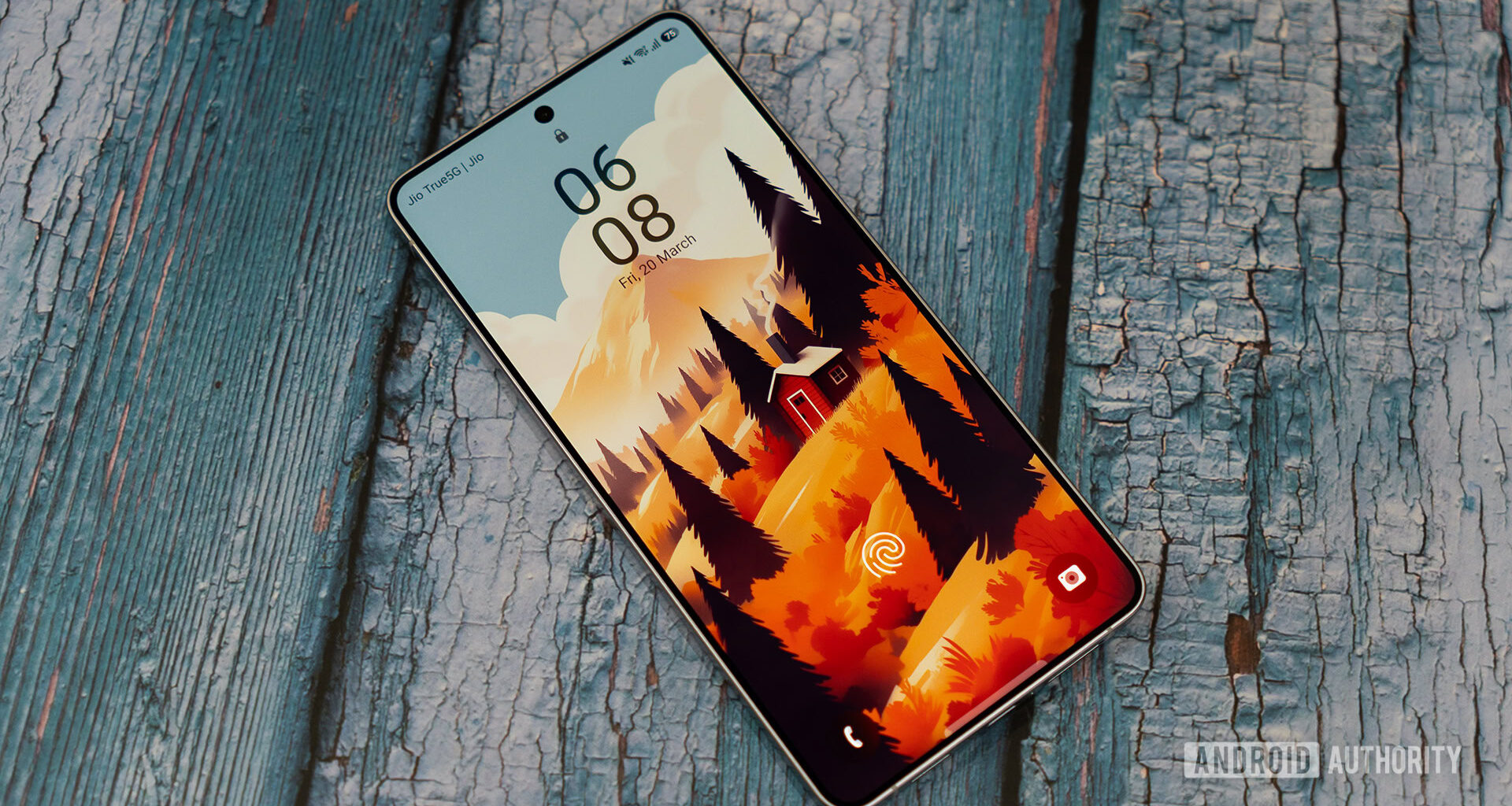Samsung Galaxy S26 Ultra showing One UI lock screen