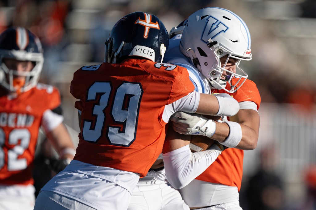 Valor Christian football stars commit to powerhouse programs on same day